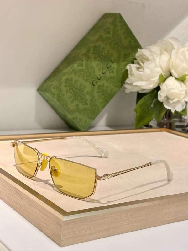 Picture of Gucci Sunglasses _SKUfw55828303fw
